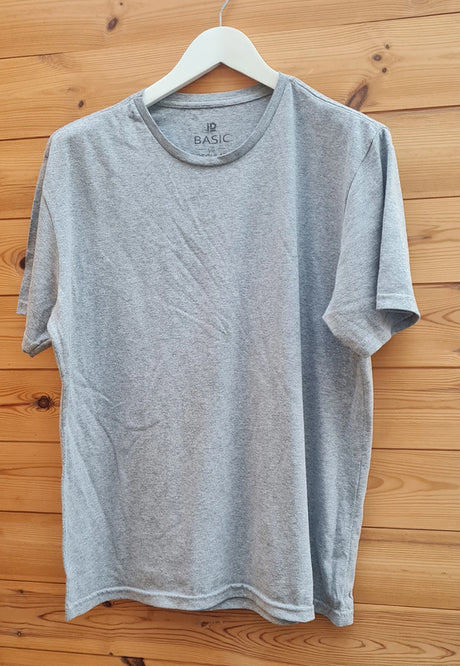 Men's Plain T-shirt Size XL / GG