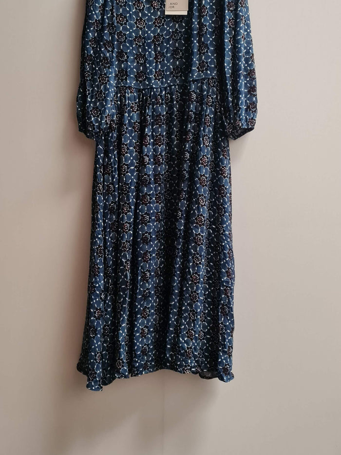 Women's Batik Geometric Dress Size 8