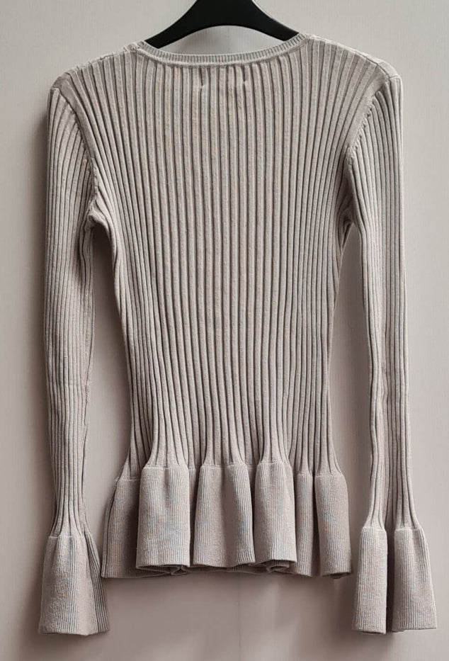 Women's Blouse With Spread Cuffs Size 8