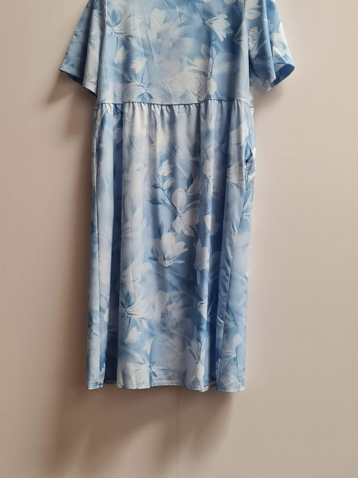Women's Floral Dress Size L