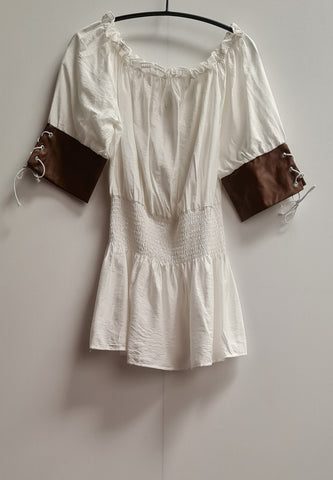 Women's White Top Size M