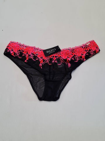 Women's Black Briefs Size 18
