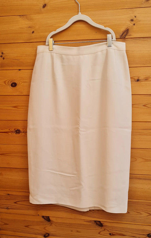 Miss V White Skirt Size 12
