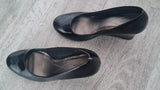 Women's Patent Leather Shoes Size 39